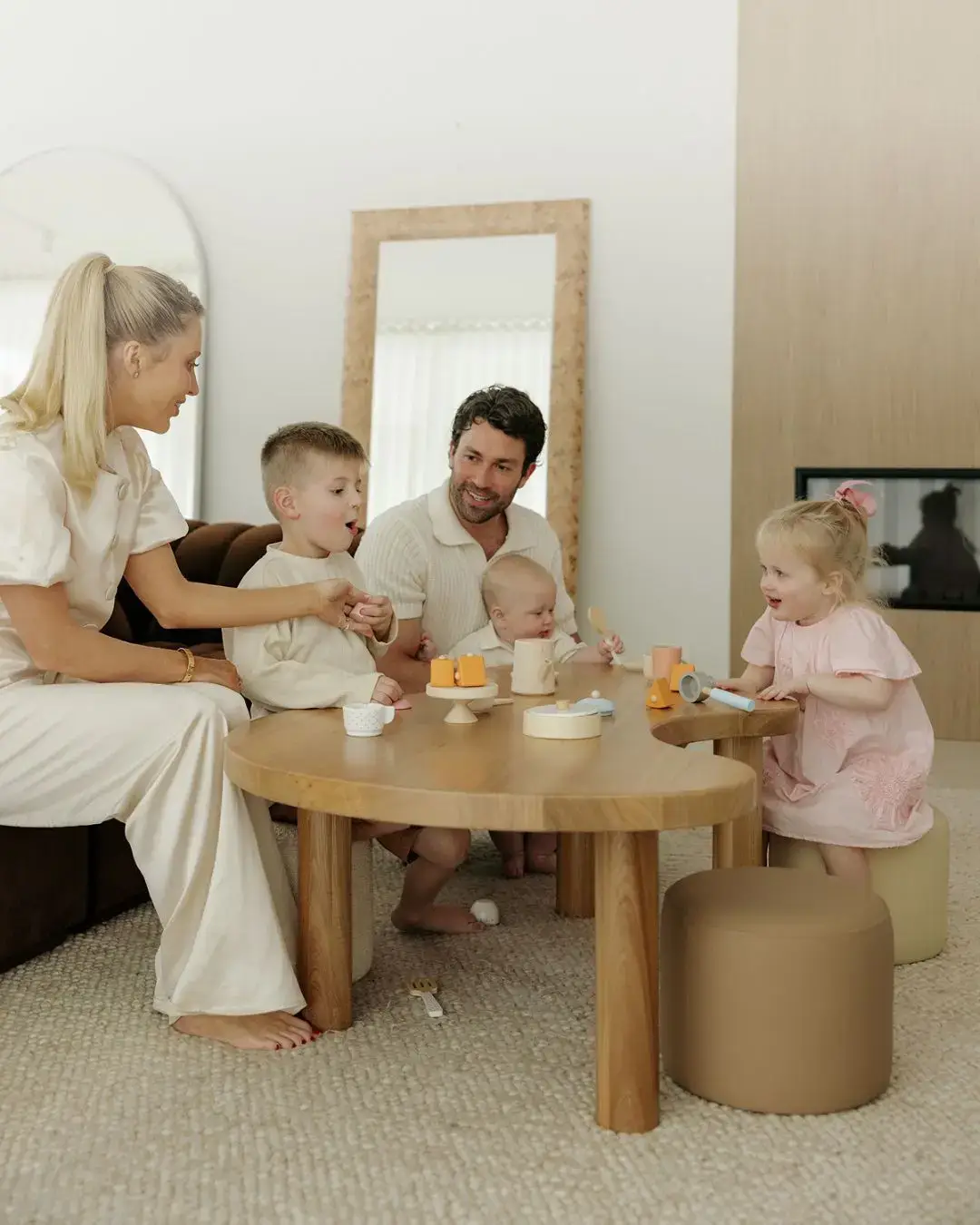 Mesa Orgânica Baby Wood